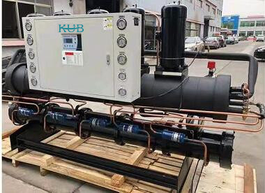 Kub OEM Industrieller Wasserkühler mit 3 PS bis 50 PS Semi-Hermetischem Kompressor und 380V 50Hz Stromversorgung mit 1 Jahr Garantie
